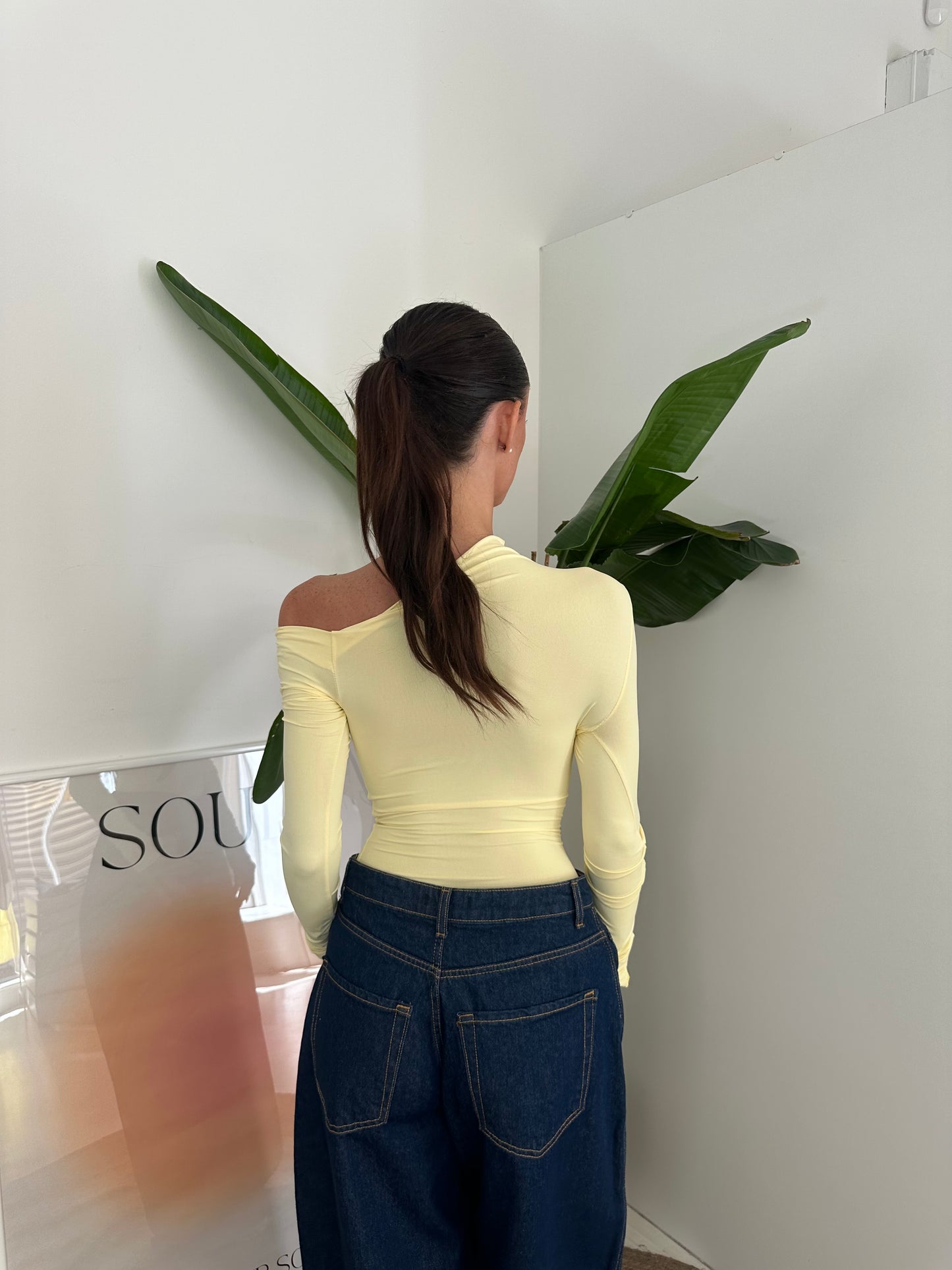 Asymmetric Longsleeve
