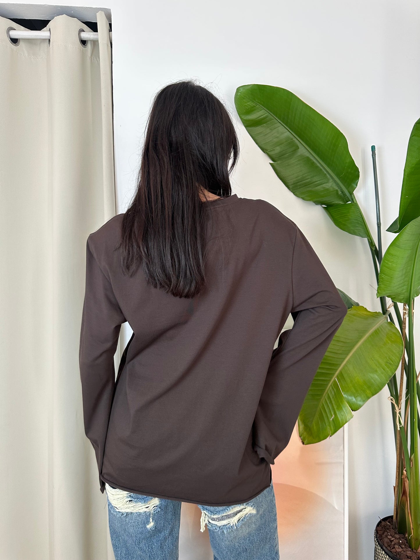 Longsleeve Road